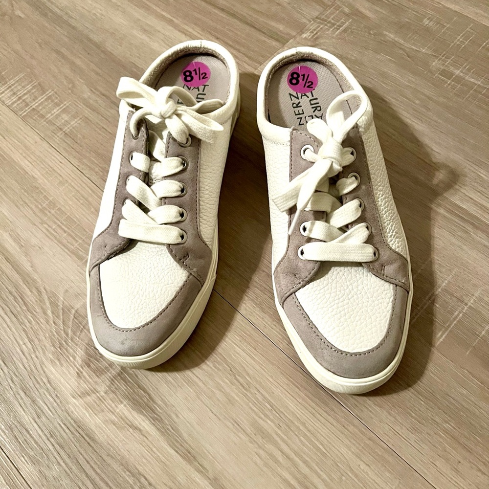 Naturalizer ADRIA Women’s Lace-Up Shoes White Leather Tan Suede - Size 8.5 M